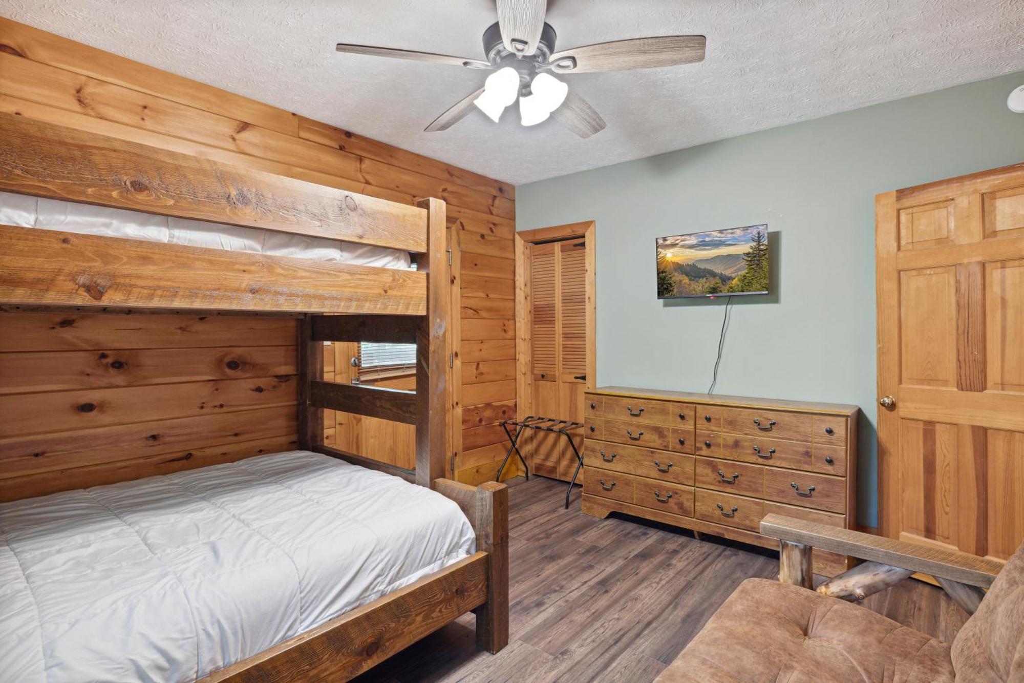 פיג'ן פורג' 1 Min To The Parkway Spacious Cabin W 3 Suites And Extra Bedroom! מראה חיצוני תמונה